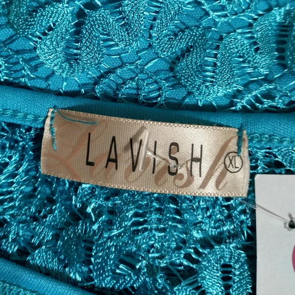 Turquoise Lace Tunic Top - Picture 2 of 11